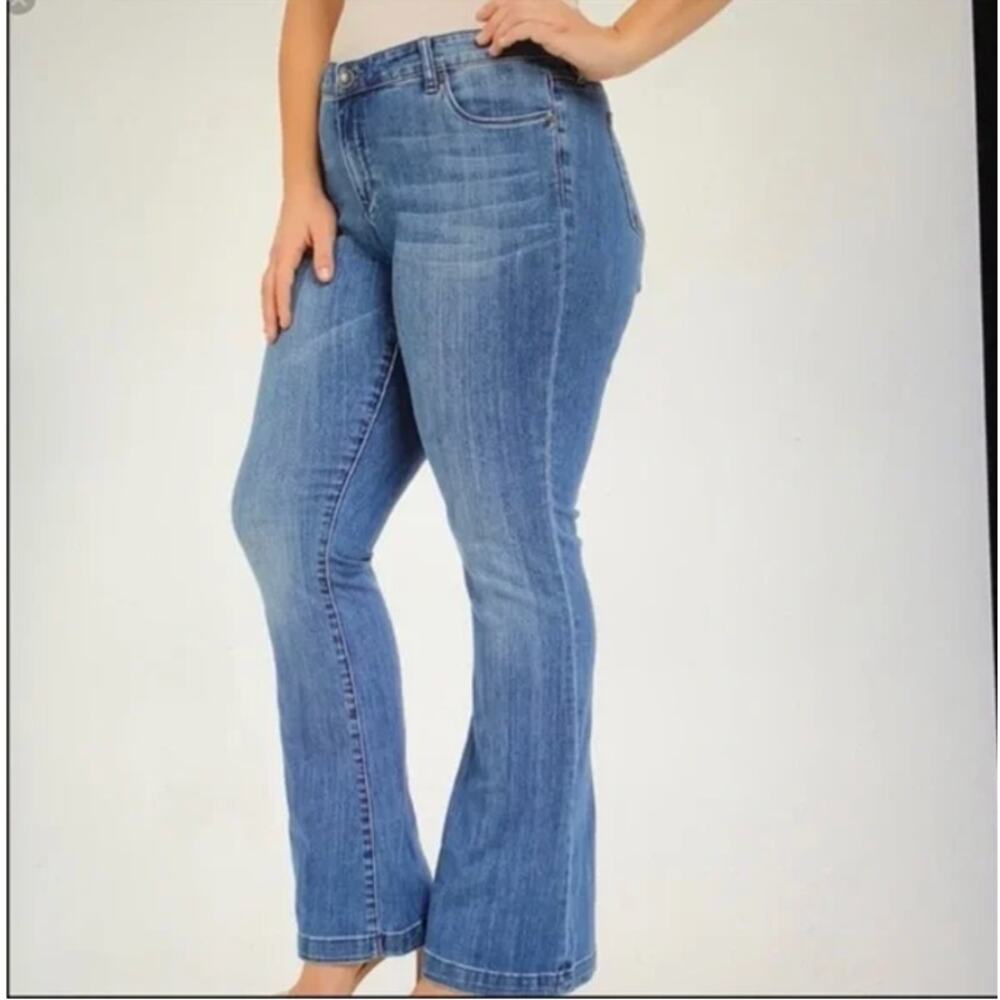 Kut from the Kloth Jeans Women's Size 18W Medium Wash Zip‎ Fly Chrissy Flare